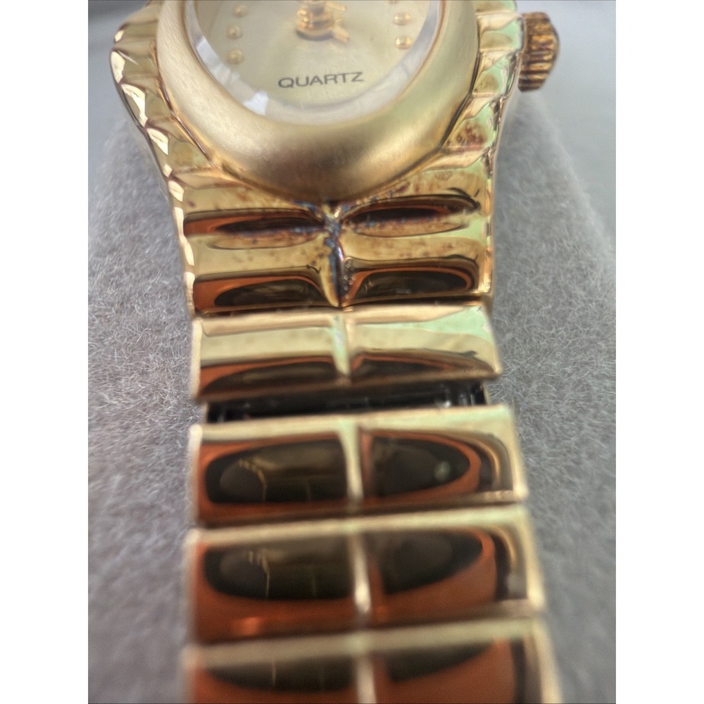 Vintage Elgin Diamond Ladies Watch Oval Textured Dial Gold Tone Stretch Band NEW - Picture 6 of 15